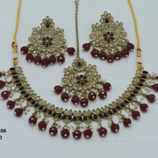 MEHNDI POLISH NACKLACE SET