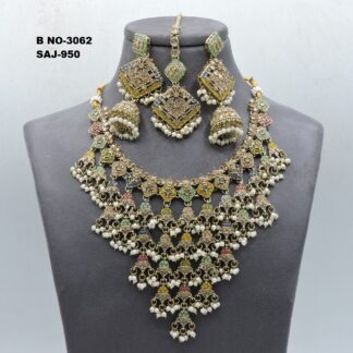 MEHNDI POLISH NACKLACE SET