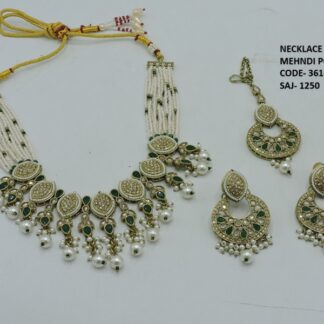 MEHNDI POLISH NACKLACE SET