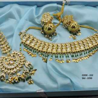 KUNDAN NACKLACE SET