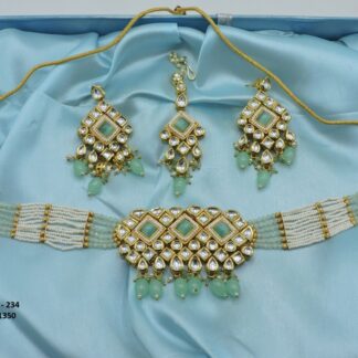 KUNDAN NACKLACE SET