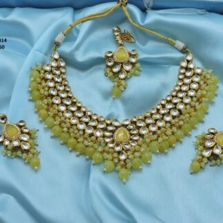 KUNDAN NACKLACE SET