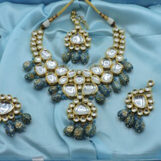 KUNDAN NACKLACE SET
