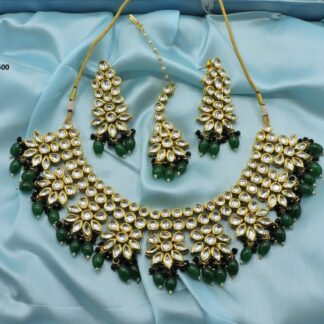 KUNDAN NACKLACE SET