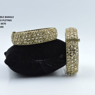 PRIMIUM QUALITY MEHNDI POLISH OPENABLE BANGLES