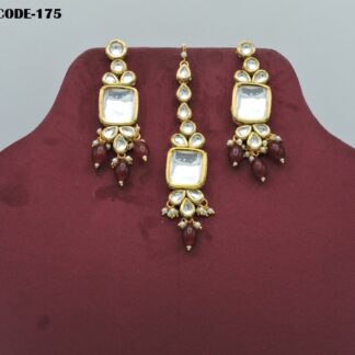KUNDAN EARRING WITH TIKKA