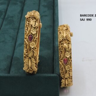 ANTIQUE GOLDEN BANGLES
