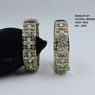 PRIMIUM ANTIQUE KUNDAN BANGLES