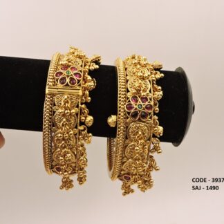 ANTIQUE GOLDEN BANGLES