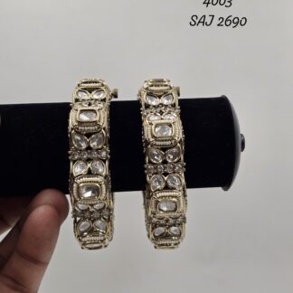 PRIMIUM ANTIQUE KUNDAN BANGLES
