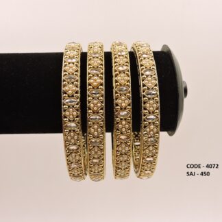 REVERSE AD MEHNDI POLISH BANGLES