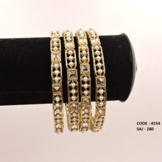 REVERSE AD MEHNDI POLISH BANGLES